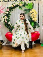 Three Piece Gown - Image 2