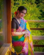 রংধনু আফসান প্রিন্টের হাফ সিল্ক শাড়ি - Image 3