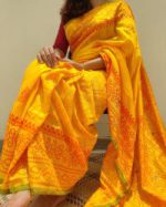 রেশম সিল্ক চুনরি ব্লক প্রিন্ট শাড়ি - Image 2