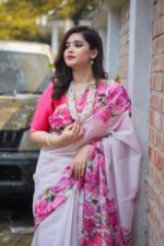 চান্দুরি সিল্ক শাড়ি ব্লাউজ সহ - Image 2