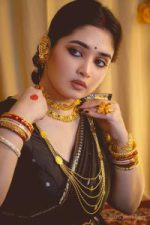 Dhupiyan Silk Sharee with Blouse Piece - Image 4