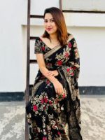 Dhupian Silk Sharee with Blaus  Piece - Image 4