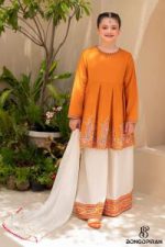 Diamond Georgette Three Piece - Image 3