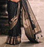 Afsan Print Sharee with Blouse Piece - Image 4