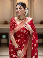 Dhupiyan Sharee with Blouse Piece - Image 2