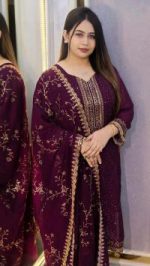 Georgette Embroidered Four-Piece Set - Image 2