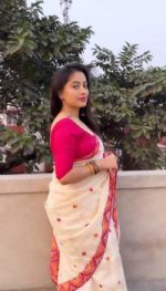Skin Print Reshom Silk Sharee - Image 2