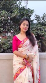 Skin Print Reshom Silk Sharee - Image 4