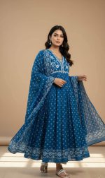 Rady made Nayra Cut Three Piece - Image 4