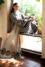 Premium Dubai silk Three Piece - Image 3